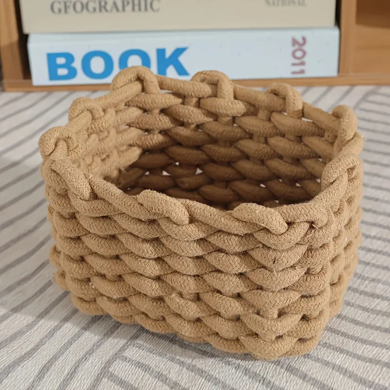 Panier Essentiel en Crochet-Sobre